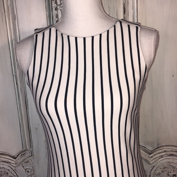 Banana Republic MadMen Navy on White Stripes Sleeveless Peekaboo Back Dress S/XS - Picture 4 of 11